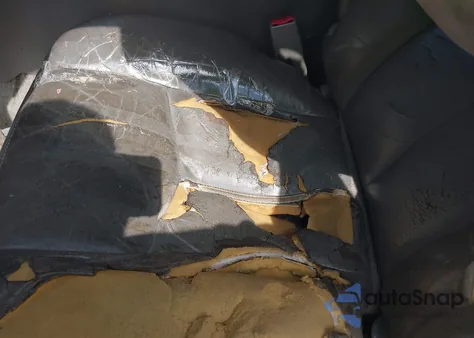 2004 GMC Yukon Slt z USA, uszkodzony, nr VIN 1GKEC13V34R257864